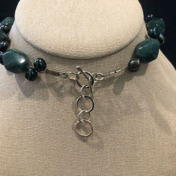 Dark Green Chalcedony Gemstone and Sterling Silver Set - Picture 6 of 14